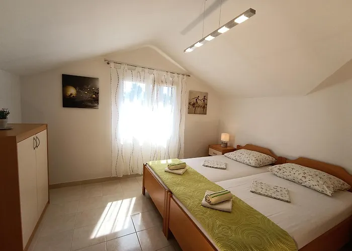 Apartment Rusula Milna (Brac)