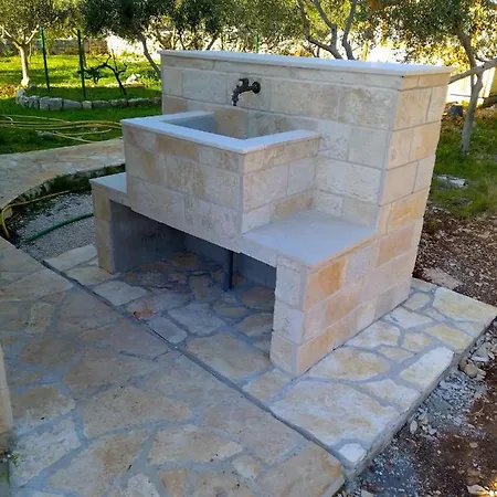 Rusula Apartamento Milna (Brac)