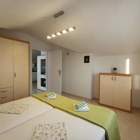 Rusula Appartement *