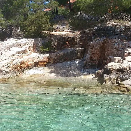 Rusula * Milna (Brac)